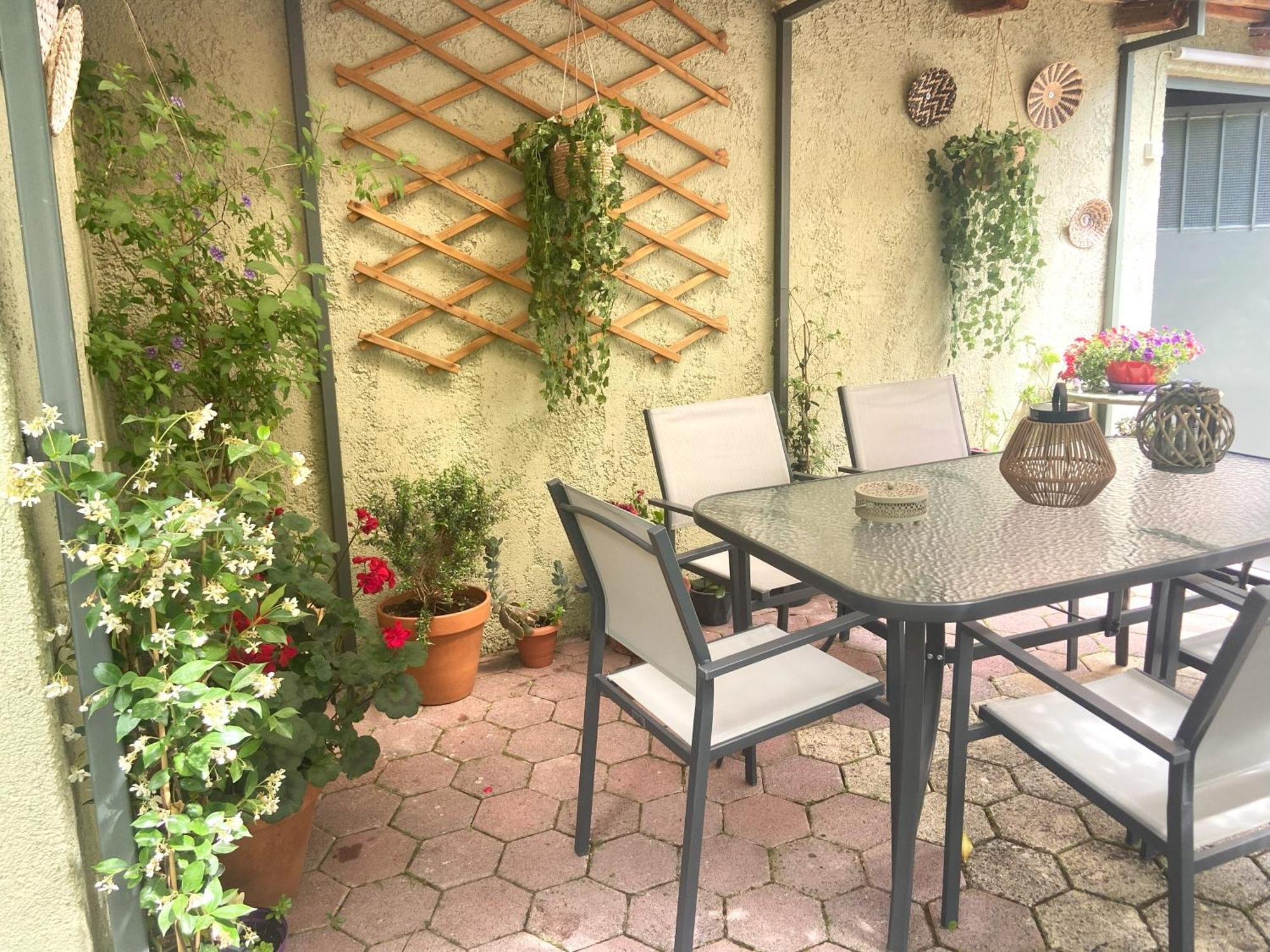 Va Yia/ Spacious Appartamento